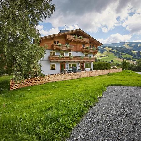 Sportpension Enzian Saalbach-Hinterglemm Extérieur photo