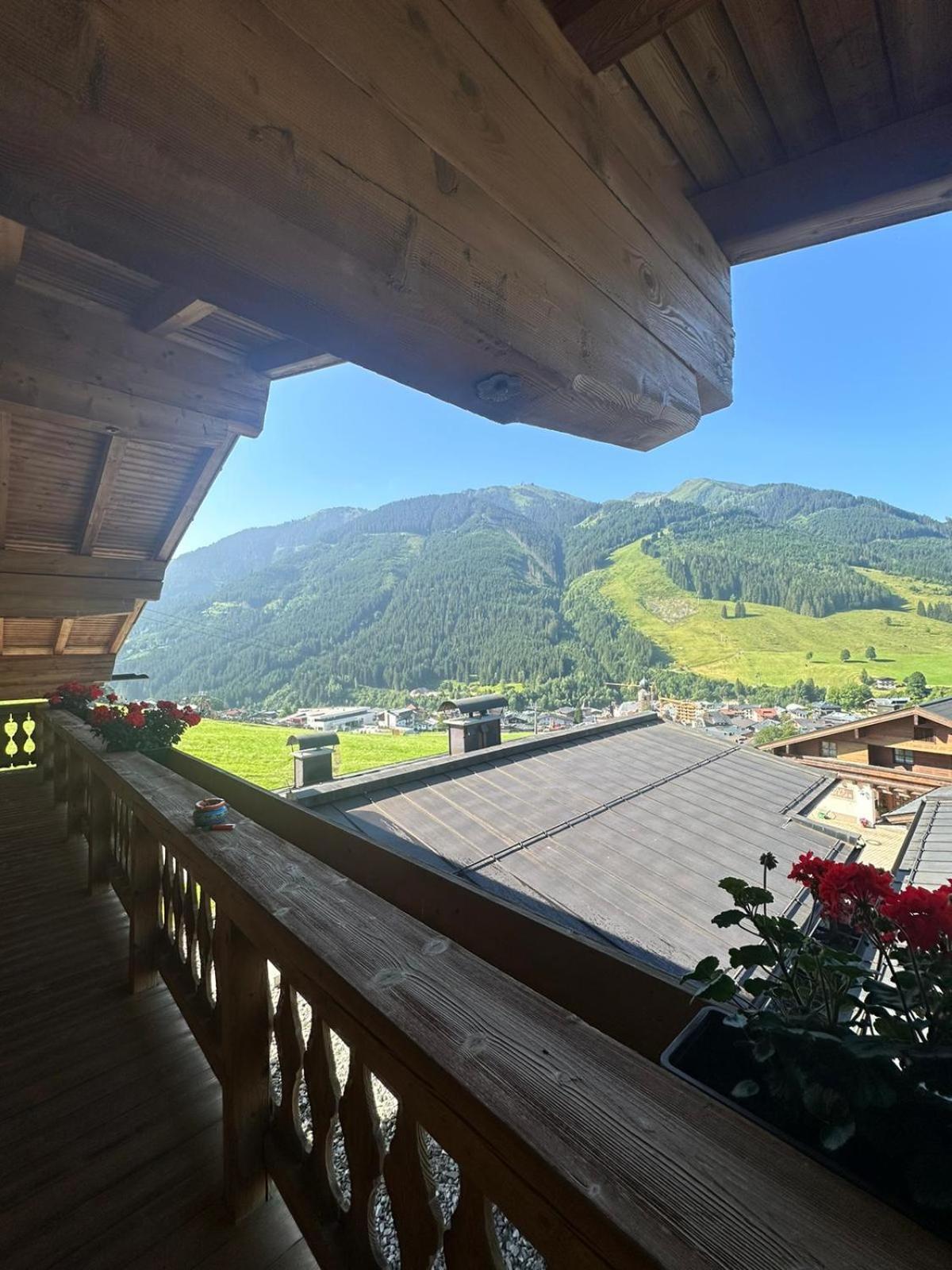 Sportpension Enzian Saalbach-Hinterglemm Extérieur photo